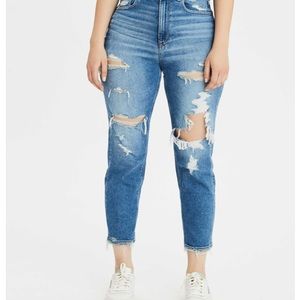 NEW American Eagle STRETCH CURVY MOM JEAN